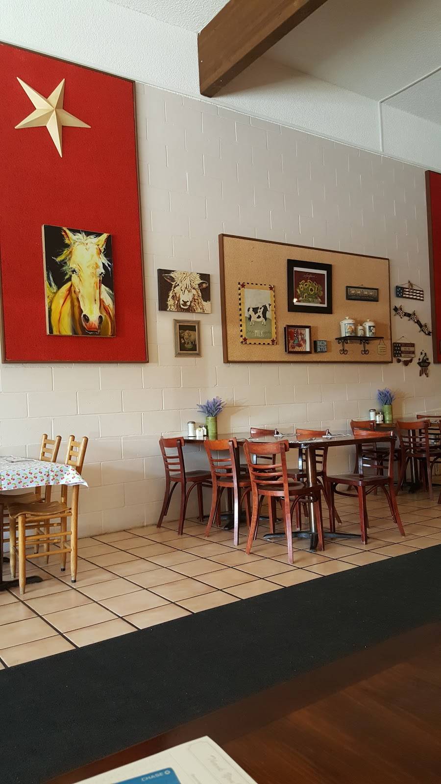 Zinis Diner | restaurant | 796 S Cloverdale Blvd, Cloverdale, CA 95425, USA | 7078949444 OR +1 707-894-9444