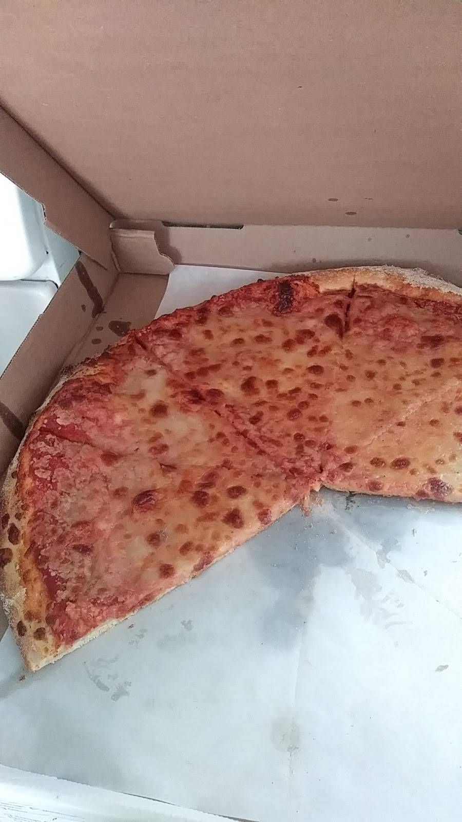 Jacks Pizza Alton | restaurant | 10 Main St, Alton, NH 03809, USA | 6038758750 OR +1 603-875-8750