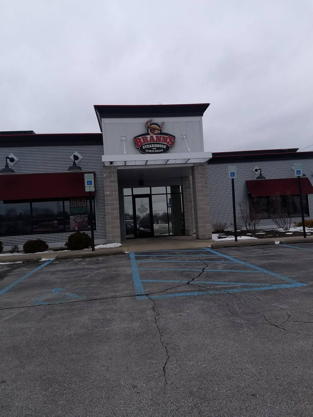 Branns Steakhouse and Sports Grille | restaurant | 3898 State Street Rd, Bay City, MI 48706, USA | 9896676245 OR +1 989-667-6245