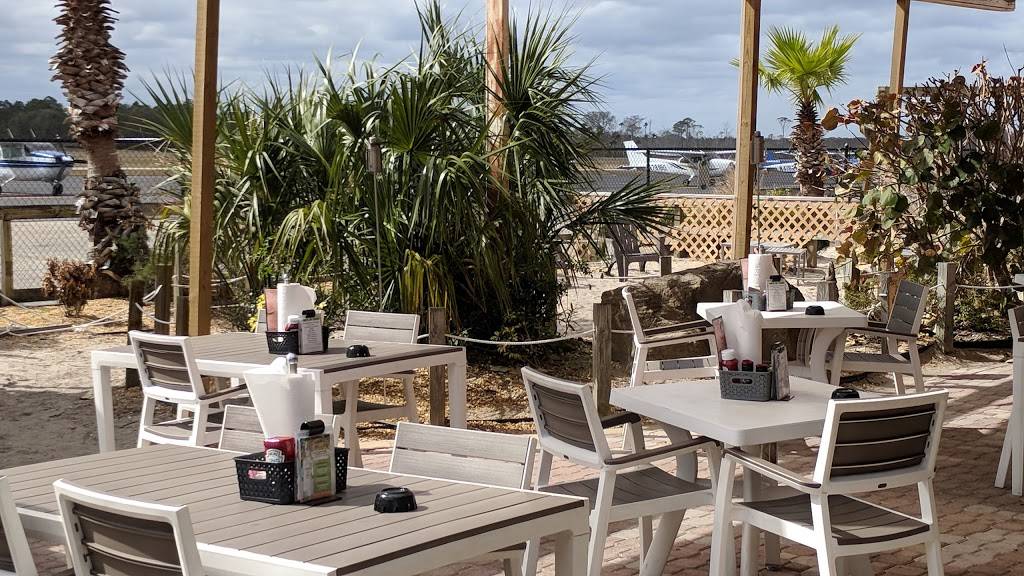 High Jackers Restaurant | restaurant | 202 Airport Rd, Palm Coast, FL 32164, USA | 3865866078 OR +1 386-586-6078