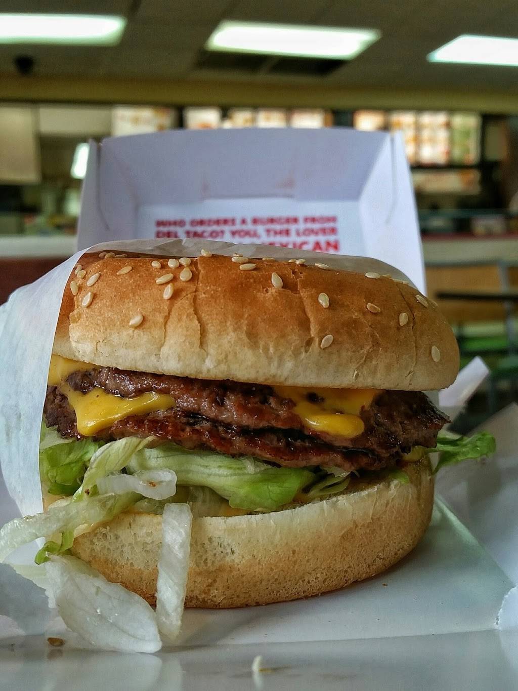 Del Taco | meal takeaway | 3896 Clairemont Dr, San Diego, CA 92117, USA | 8582703788 OR +1 858-270-3788