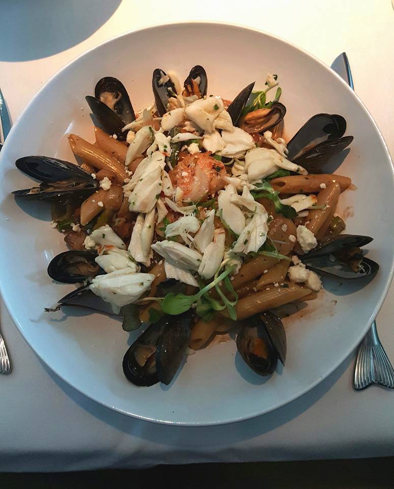 Fin Seafood | restaurant | 3150 William Styron Square N, Newport News, VA 23606, USA | 7575995800 OR +1 757-599-5800