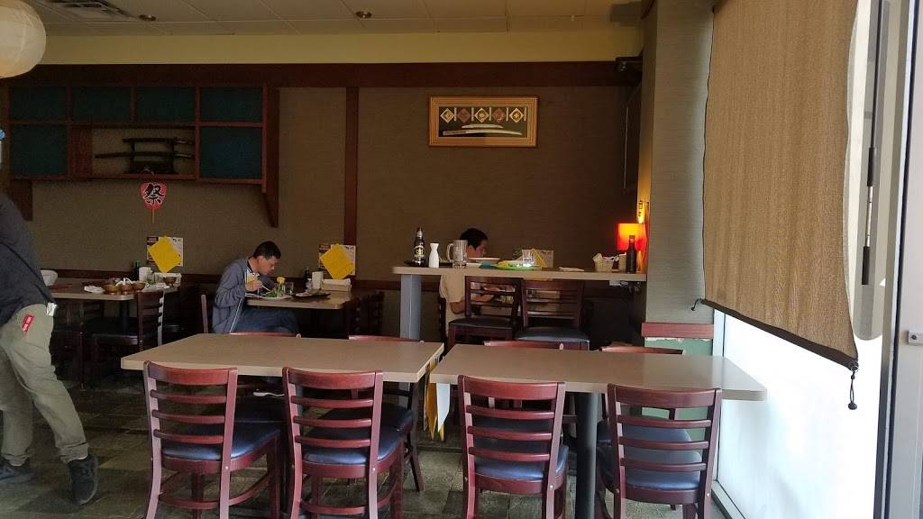 Hanaya Sushi | restaurant | 10066 Pacific Heights Blvd, San Diego, CA 92121, USA | 8582021800 OR +1 858-202-1800