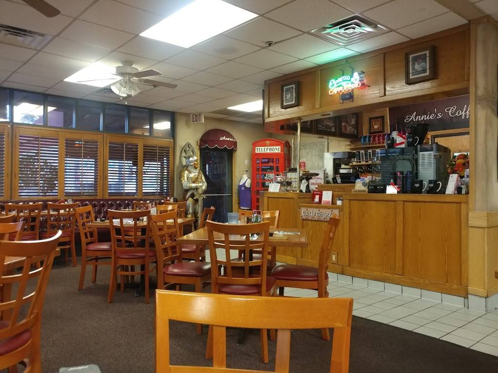 Annies Cafe | restaurant | 32251 Mission Trail #8, Lake Elsinore, CA 92530, USA | 9512456106 OR +1 951-245-6106