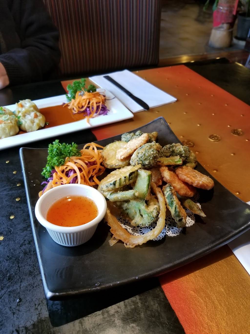 Thai Tanium Restaurant | restaurant | 657 Center Point Way, Gaithersburg, MD 20878, USA | 3019903699 OR +1 301-990-3699