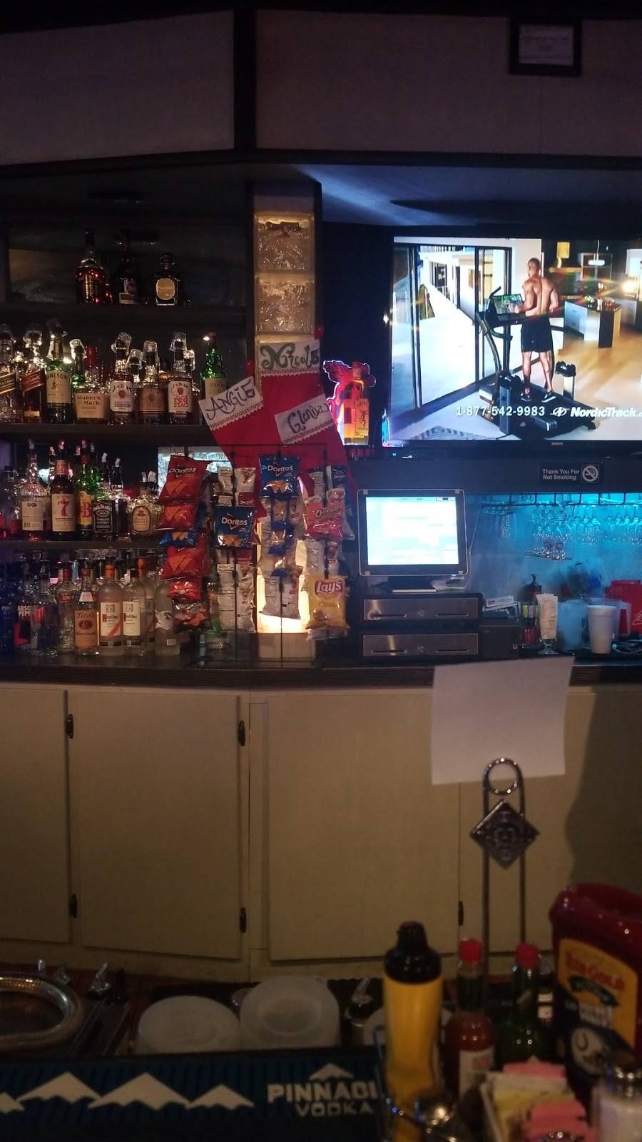 The Bruin House, LLC | restaurant | 12 E Main St Apt 651, Pittsboro, IN 46167, USA | 3174562075 OR +1 317-456-2075