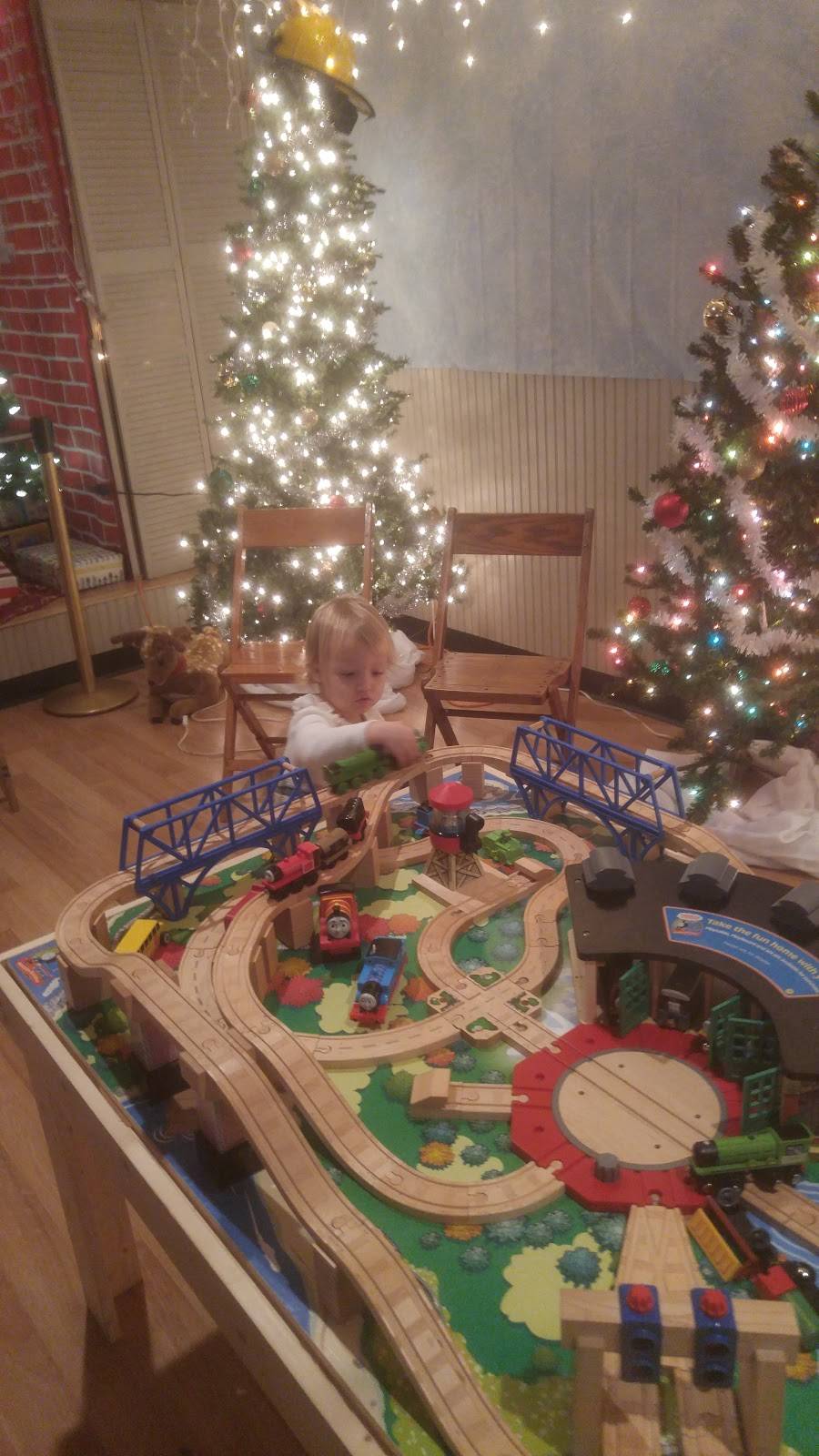 Penn Hills No 4 Vfd Banquet | restaurant | 1002 Center Ave, Verona, PA 15147, USA | 4128280860 OR +1 412-828-0860