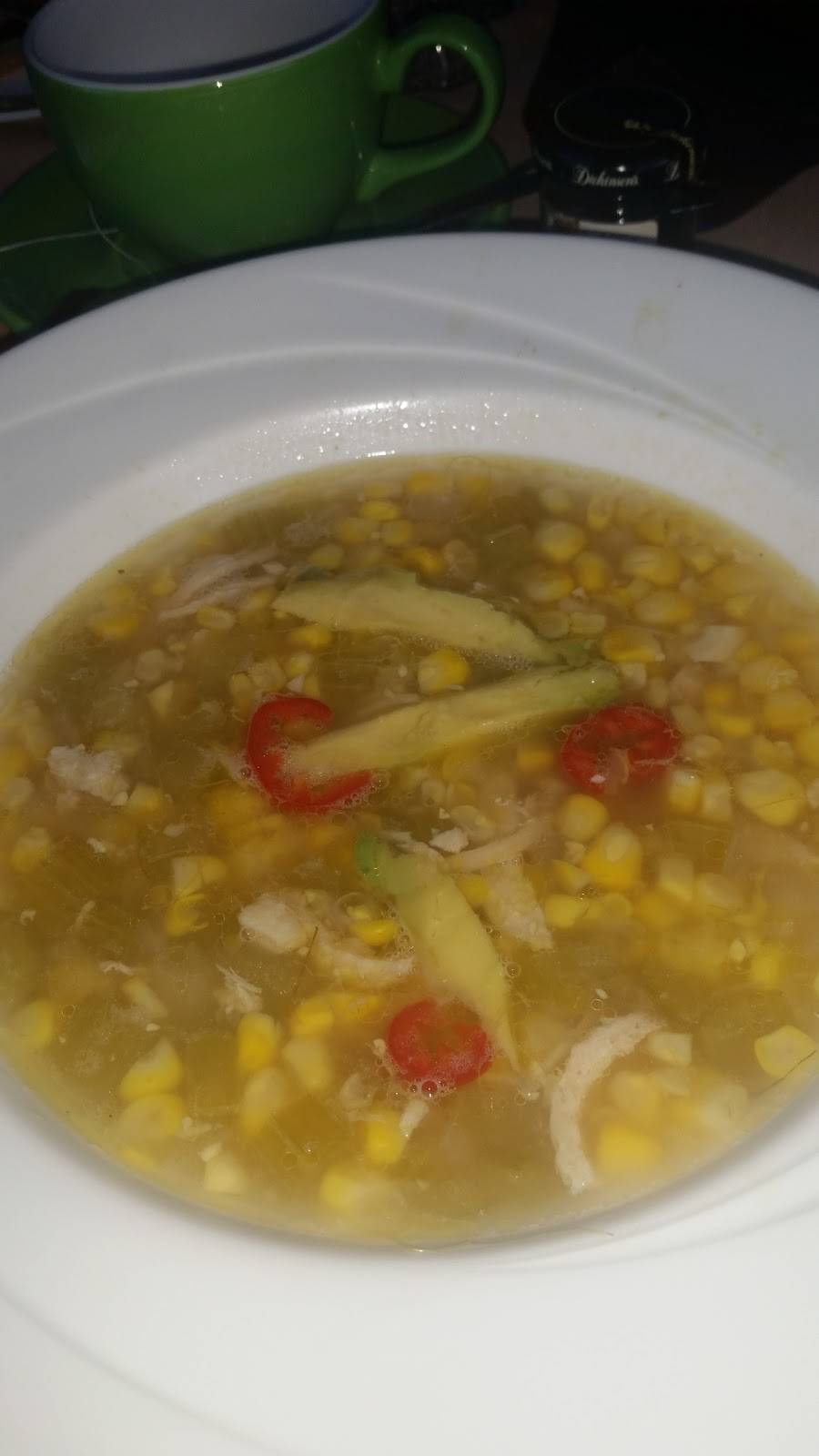 Parrot Cage Restaurant | restaurant | 7059 S South Shore Dr, Chicago, IL 60649, USA | 7736025333 OR +1 773-602-5333