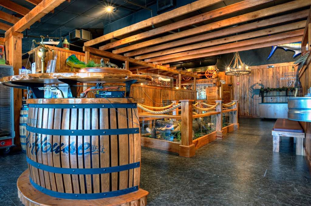 Florida Roadhouse | restaurant | 4170 US-1, Edgewater, FL 32141, USA | 3868478828 OR +1 386-847-8828