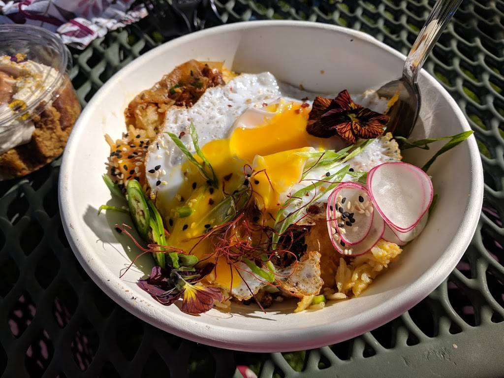 Singh Meadows | restaurant | 1490 E Weber Dr, Tempe, AZ 85281, USA | 4802257199 OR +1 480-225-7199