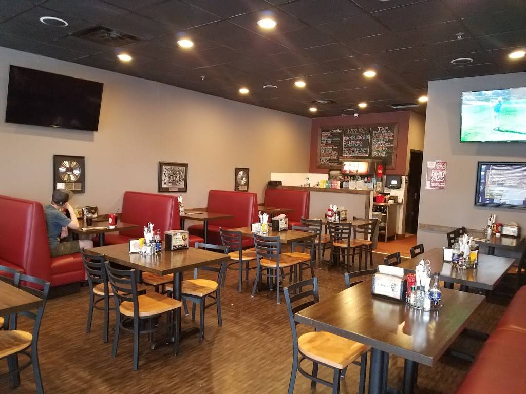 Lucys Burgers | restaurant | 1190 County Rd J #700, White Bear Lake, MN 55127, USA | 6517567788 OR +1 651-756-7788