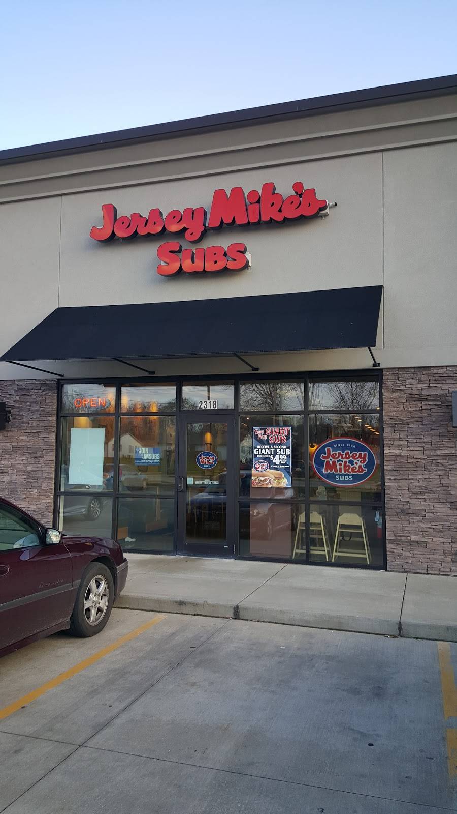 Jersey Mikes Subs | meal takeaway | 2318 W Wabash Ave, Springfield, IL 62704, USA | 2177876453 OR +1 217-787-6453