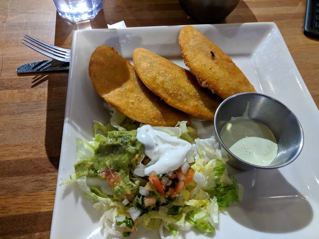 Coco Bongo | restaurant | 2400 Hillsborough St, Raleigh, NC 27607, USA | 9842420898 OR +1 984-242-0898