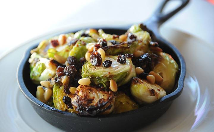 Crossroads Kitchen | restaurant | 8284 Melrose Ave, Los Angeles, CA 90046, USA | 3237829245 OR +1 323-782-9245