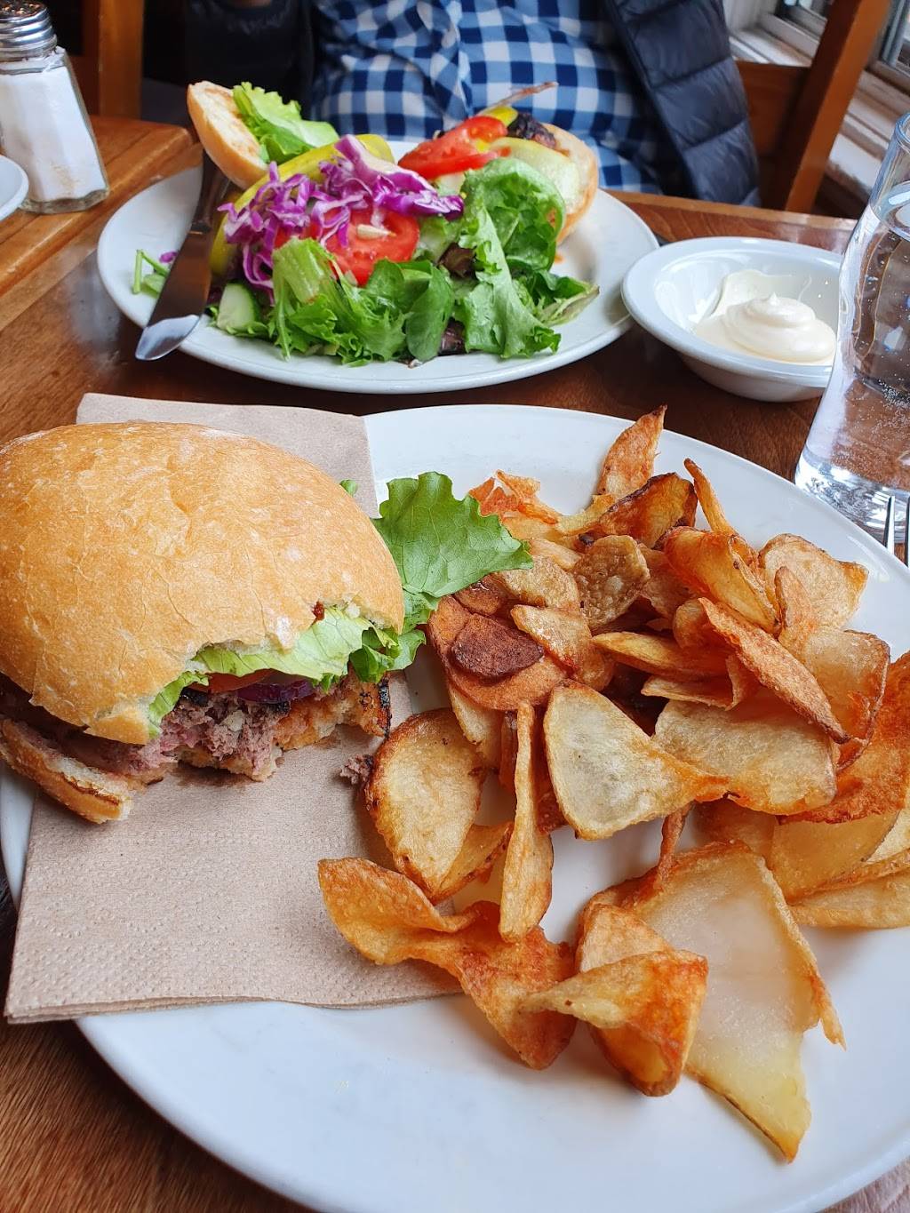 The Rebel House | restaurant | 1068 Yonge St, Toronto, ON M4W 2L4, Canada | 4169270704 OR +1 416-927-0704