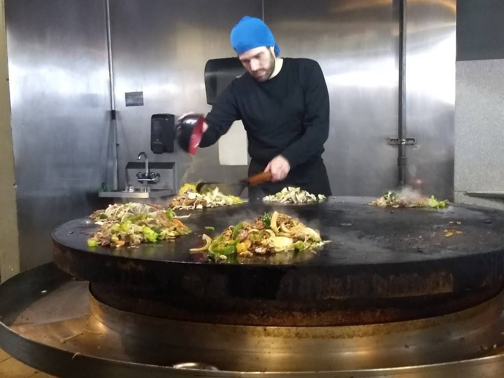 Hot Iron | restaurant | 15012 N Kelsey St, Monroe, WA 98272, USA | 3608638393 OR +1 360-863-8393