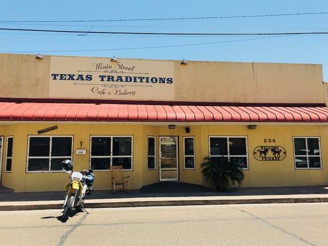 Texas Traditions Grill & Bakery | bakery | 4441, 234 E Main St, Port Lavaca, TX 77979, USA | 3615535555 OR +1 361-553-5555