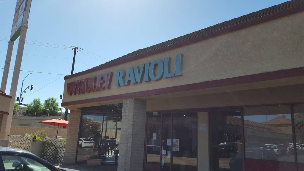 Wholey Ravioli Italian Kitchen | restaurant | 1067 C St # 132, Galt, CA 95632, USA | 2097455109 OR +1 209-745-5109