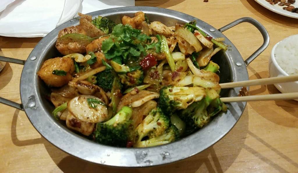 Big Wangs Cuisine | restaurant | 16051 Frederick Rd, Derwood, MD 20855, USA | 3019777676 OR +1 301-977-7676