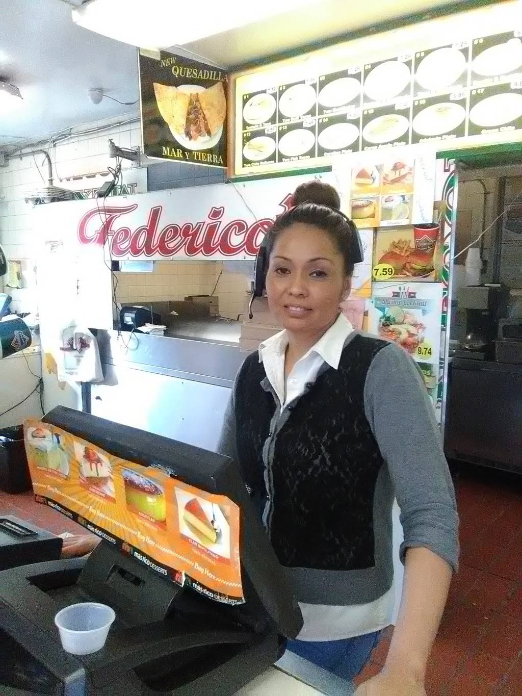 Federicos Mexican Food | restaurant | 2240 W Indian School Rd, Phoenix, AZ 85015, USA | 6022774334 OR +1 602-277-4334