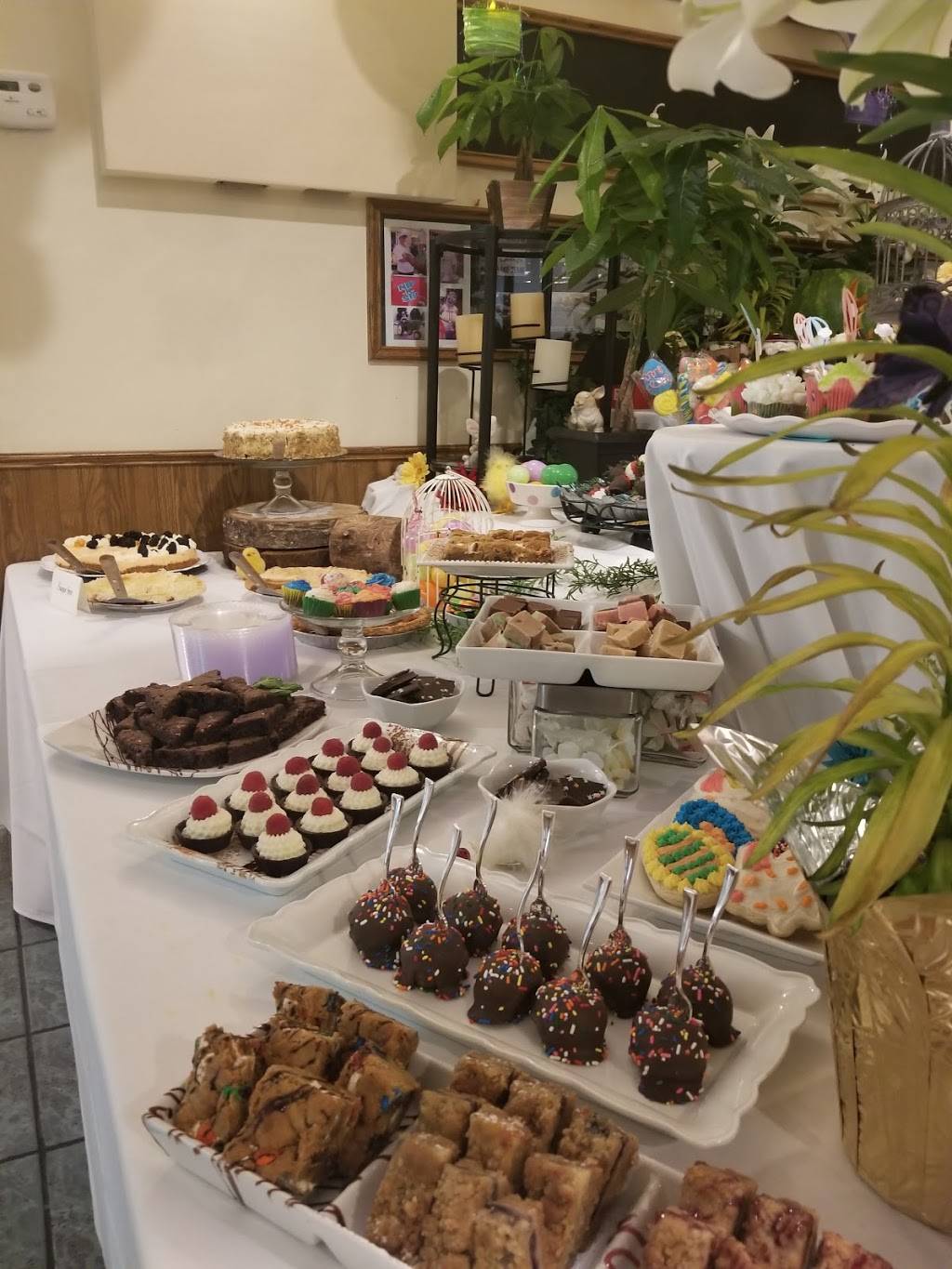 Robinhill Restaurant | restaurant | 16499, 16441 Old U.S. 27, Lansing, MI 48906, USA | 5173720217 OR +1 517-372-0217