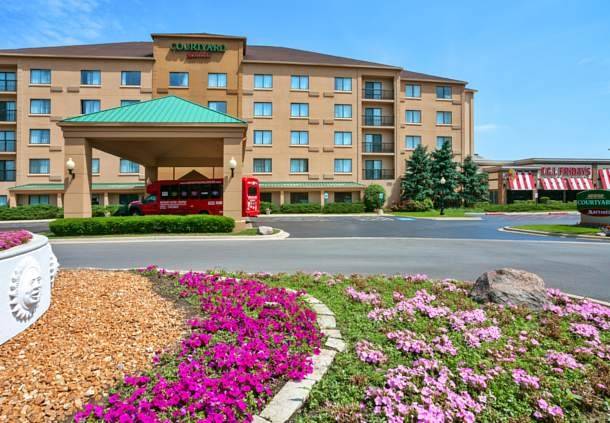 Courtyard by Marriott Chicago Midway Airport | restaurant | 6610 S Cicero Ave, Bedford Park, IL 60638, USA | 7085630200 OR +1 708-563-0200