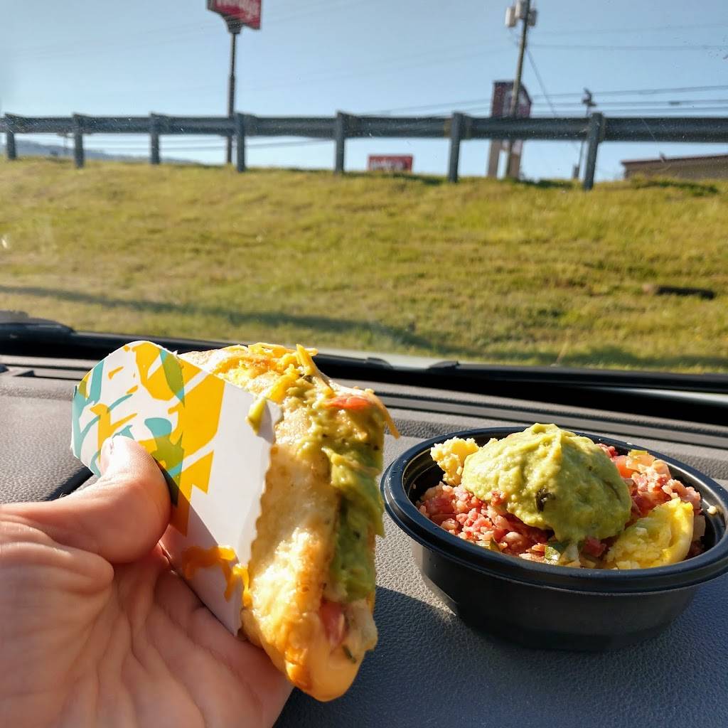 Taco Bell | meal takeaway | 190 Pace Dr, Trenton, GA 30752, USA | 7066576063 OR +1 706-657-6063