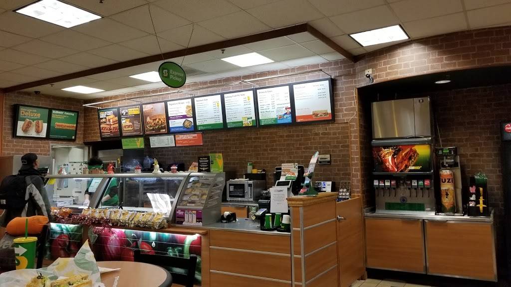 Subway | meal takeaway | 10643 NE Sandy Blvd Suite D, Portland, OR 97220, USA | 5032510400 OR +1 503-251-0400