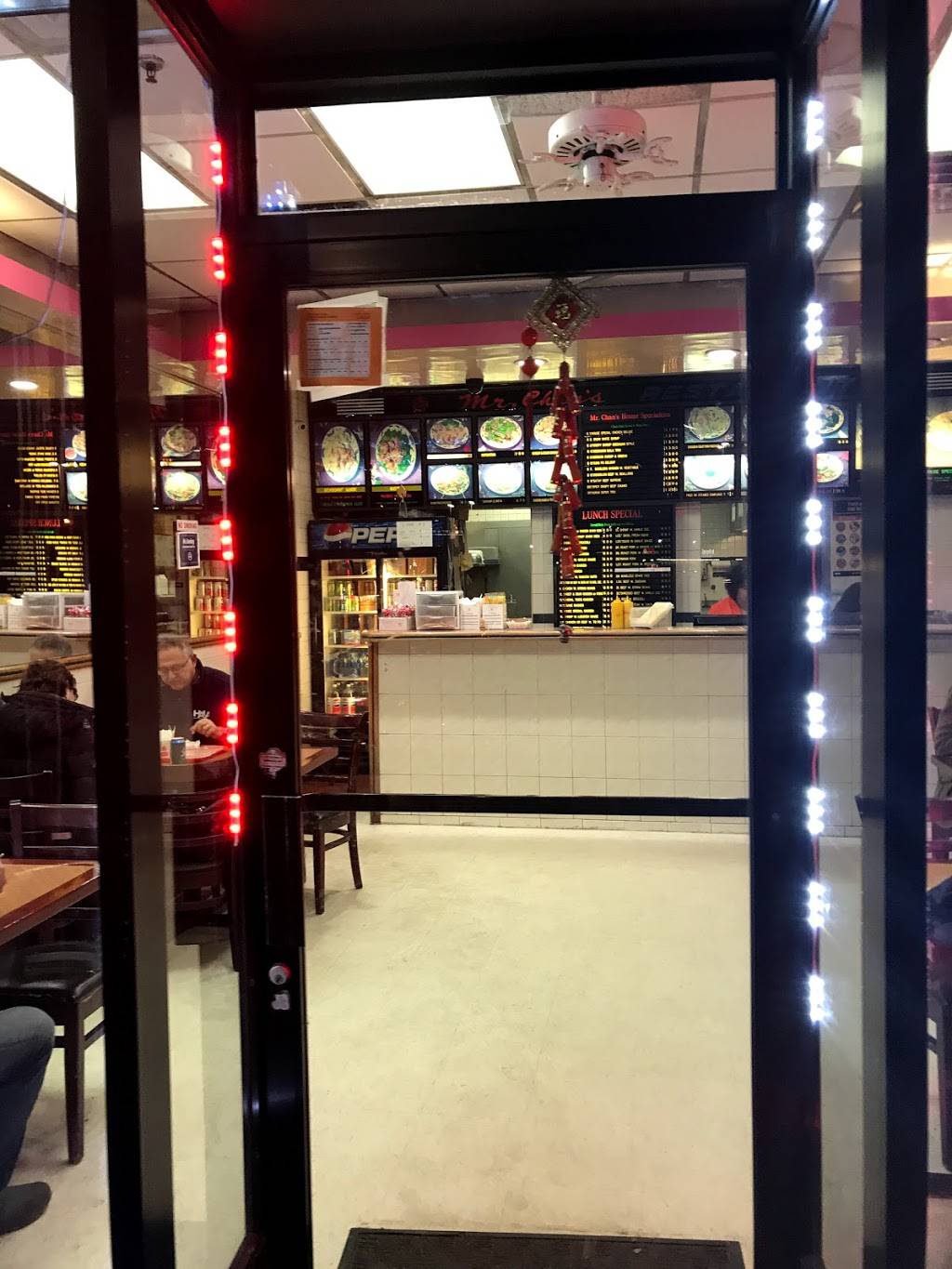 Mr. Chans | restaurant | 30-21 Stratton St, Flushing, NY 11354, USA | 7188865666 OR +1 718-886-5666