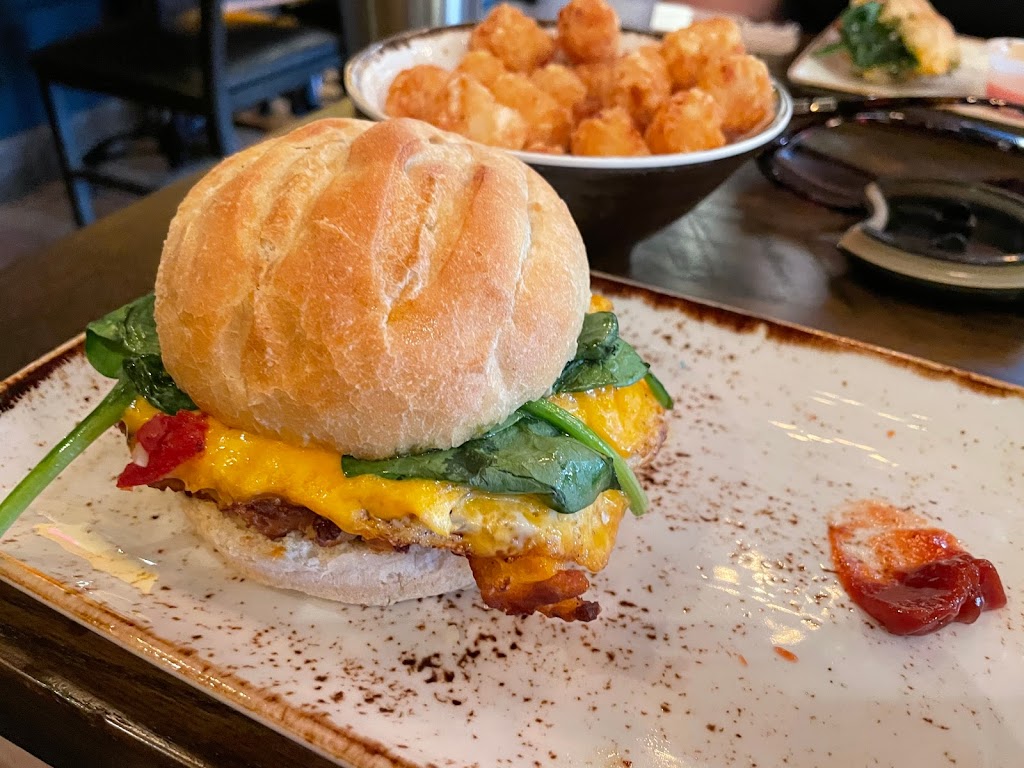 Cracked on Milwaukee | restaurant | 1359 N Milwaukee Ave, Chicago, IL 60622, USA | 3129892247 OR +1 312-989-2247