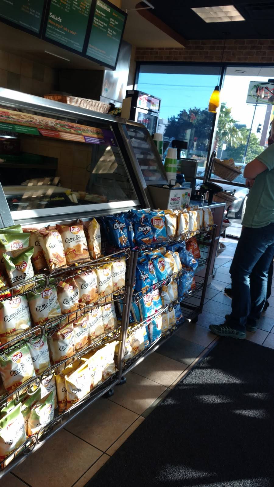 Subway Restaurants | restaurant | 9067 Woodman Ave, Arleta, CA 91331, USA | 8188928942 OR +1 818-892-8942