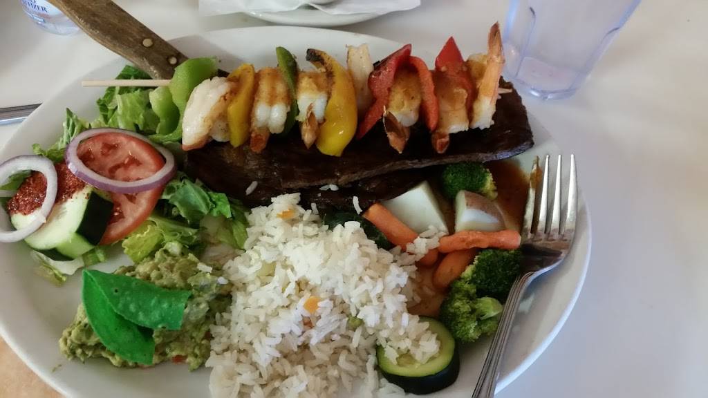 Los Fernandez Restaurant | night club | 2557 W Golf Rd, Hoffman Estates, IL 60169, USA | 8478822900 OR +1 847-882-2900