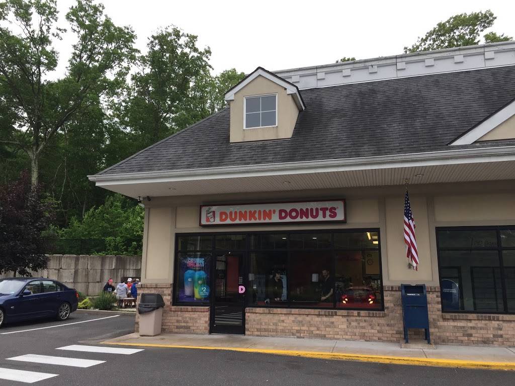 Dunkin Donuts | cafe | 230 Roosevelt Dr, Monroe, CT 06468, USA | 2032685298 OR +1 203-268-5298
