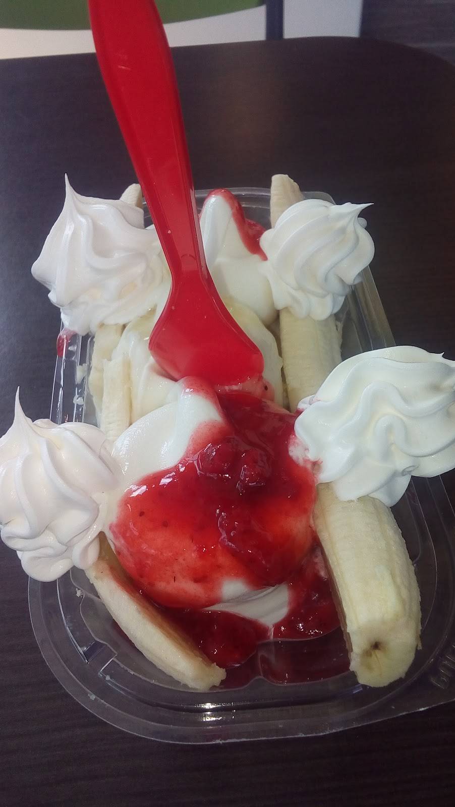 Dairy Queen® Tecate | restaurant | Avenida Nuevo León s/n, Boulevard Defensores de Baja California, Jardines del Pedregal, El Pedregal, 21460 Tecate, B.C., Mexico | 016655212170 OR +52 665 521 2170