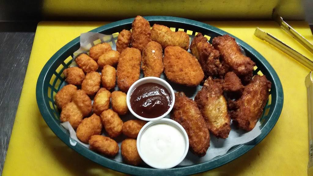 Bottoms Up On 7th | restaurant | 1814 7th St, Moline, IL 61265, USA | 3097647714 OR +1 309-764-7714