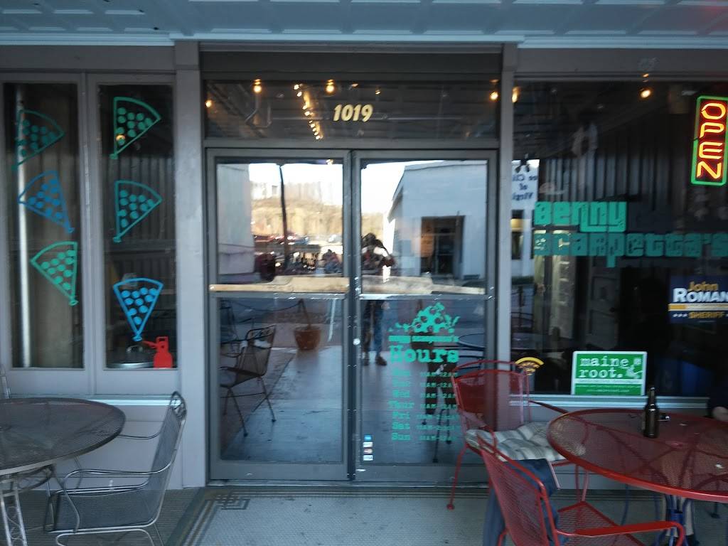 Benny Scarpettas | restaurant | 1019 Main St, Lynchburg, VA 24504, USA | 4345285111 OR +1 434-528-5111