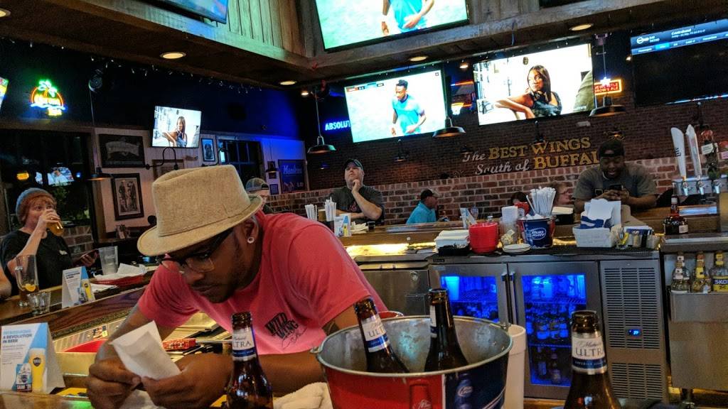 Wild Wing Cafe | restaurant | 36 Mill Rd, McDonough, GA 30253, USA | 7708982420 OR +1 770-898-2420