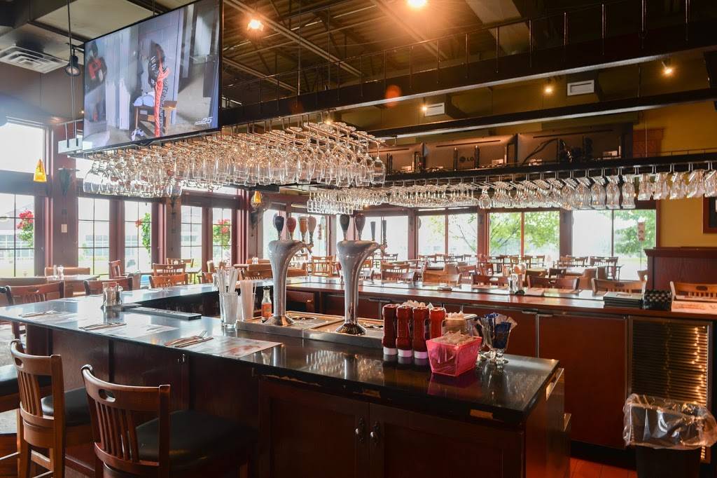 Rôtisserie St-Hubert | restaurant | 500 boul Ste-Adèle, Sainte-Adèle, QC J8B 2N2, Canada | 4502296655 OR +1 450-229-6655