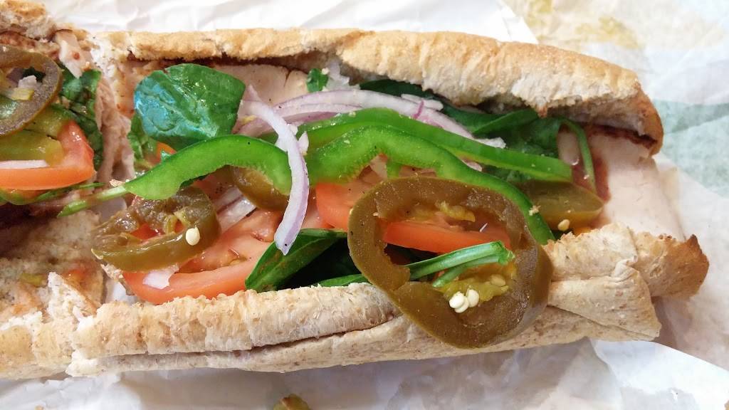Subway | restaurant | 418 S Craig St, Pittsburgh, PA 15213, USA | 4126876728 OR +1 412-687-6728