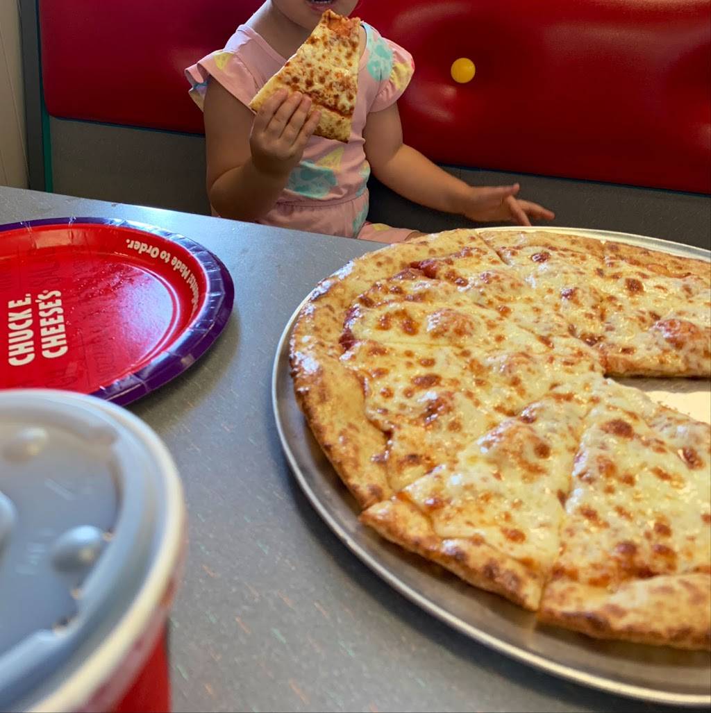 Chuck E. Cheese | restaurant | 710 Sunland Park Dr, El Paso, TX 79912, USA | 9155870886 OR +1 915-587-0886