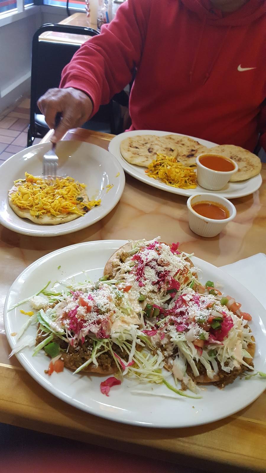 Honduras Restaurant | restaurant | 1169 Dickinson St, Elizabeth, NJ 07201, USA | 9087378510 OR +1 908-737-8510