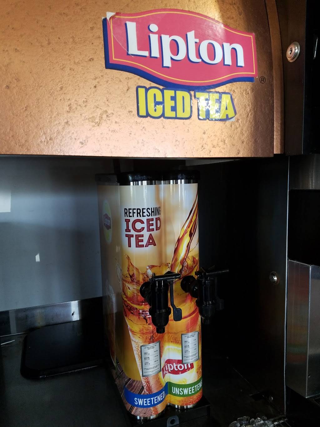 Long John Silvers | restaurant | 1805 Blankenbaker Pkwy, Louisville, KY 40299, USA | 5022405542 OR +1 502-240-5542