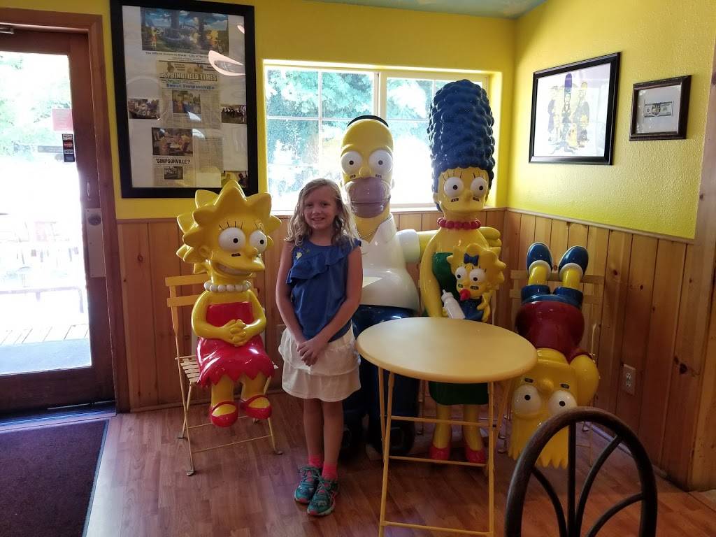 IKES PIZZA | restaurant | 44851 McKenzie Hwy, Leaburg, OR 97489, USA | 5418960017 OR +1 541-896-0017