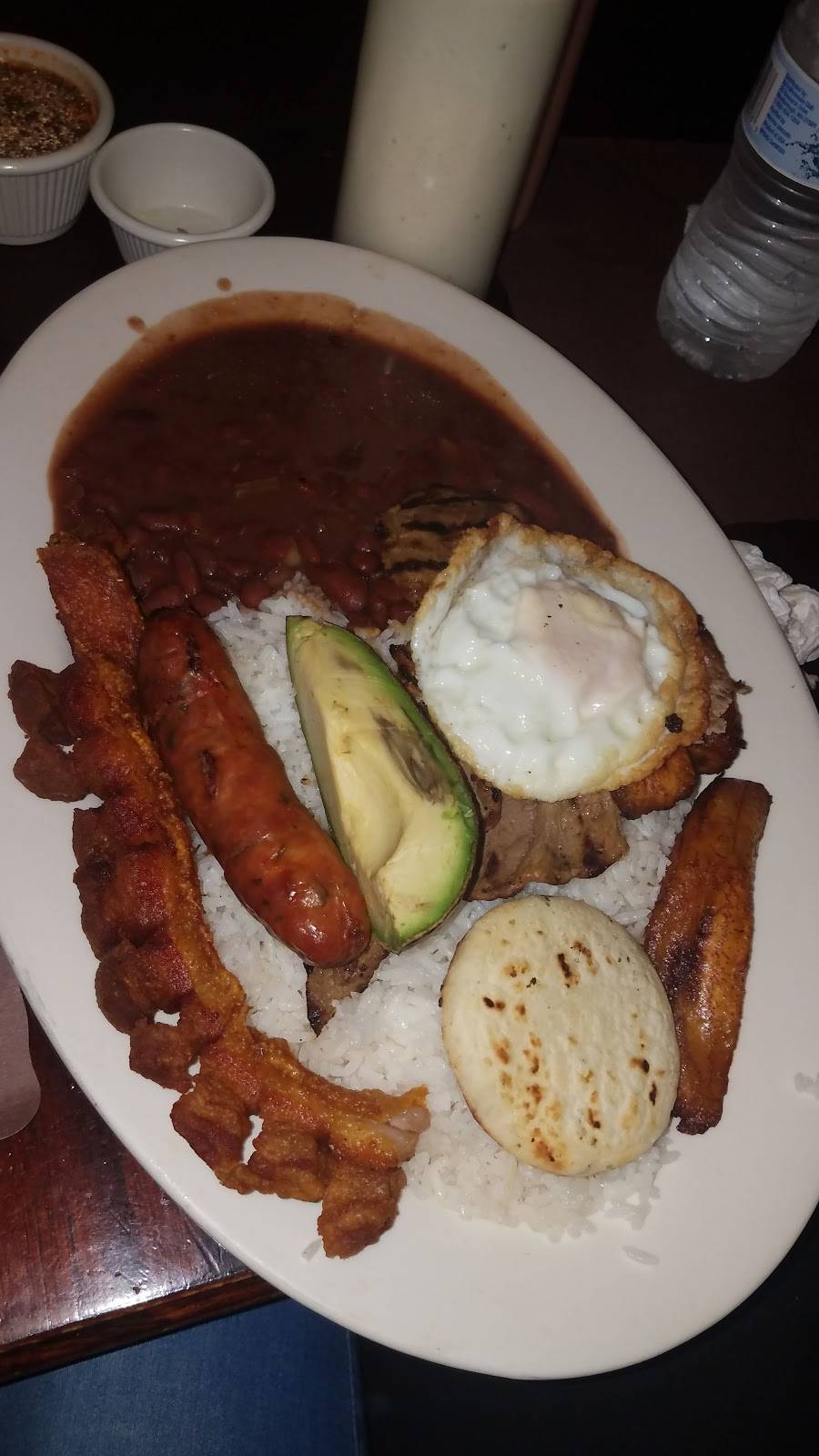 La Cantera | restaurant | 301 Morris Ave, Elizabeth, NJ 07208, USA | 9086590051 OR +1 908-659-0051