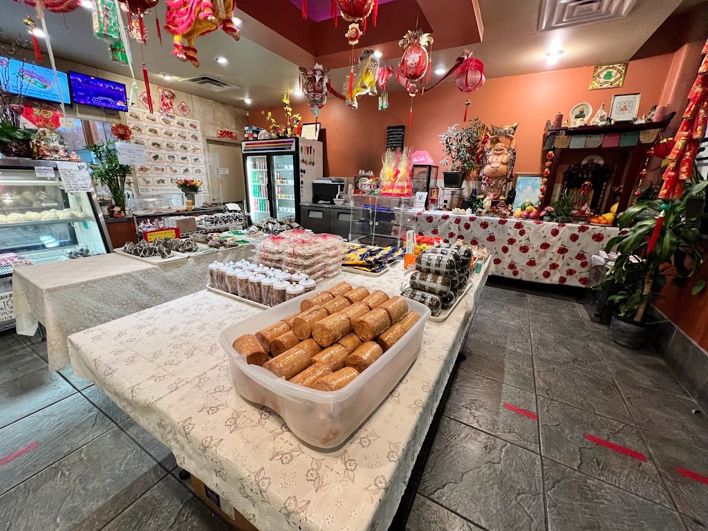 Ba Le Lo Cha & Banh Mi Thit | restaurant | 3526 W Walnut St, Garland, TX 75042, USA | 9722766665 OR +1 972-276-6665