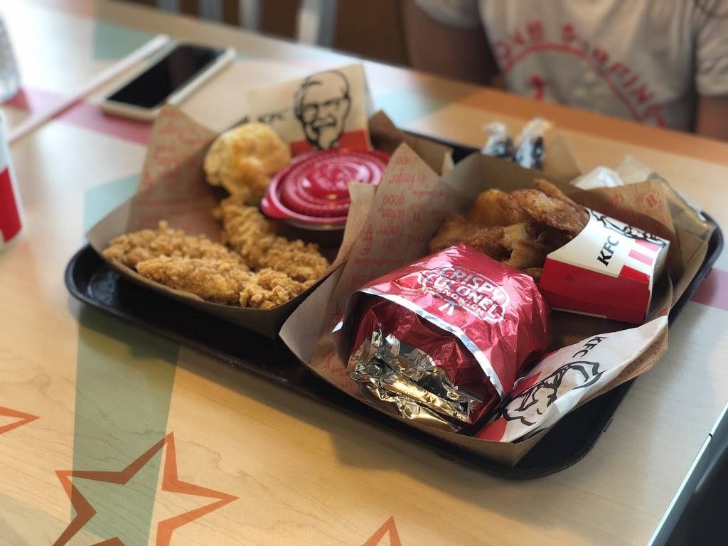 KFC | restaurant | 5826 Bird Rd, Miami, FL 33155, USA | 3056662130 OR +1 305-666-2130