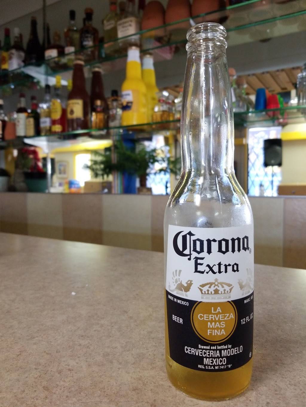 Juanitas Restaurant | restaurant | 9 L W Besinger Dr L, Carpentersville, IL 60110, USA | 8478361503 OR +1 847-836-1503