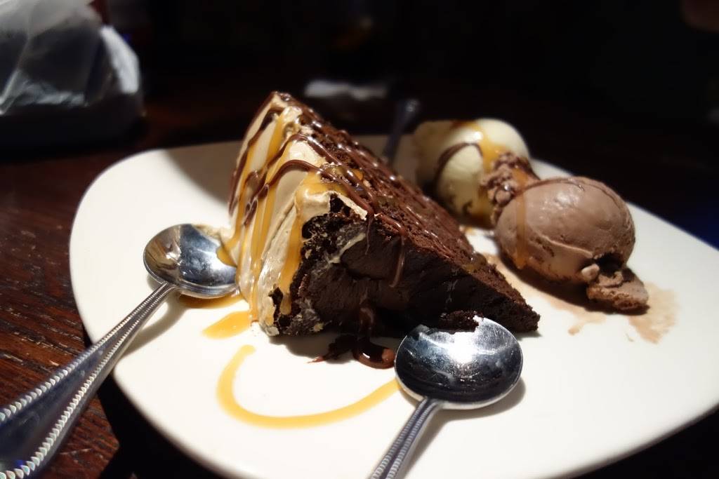 Houlihans | restaurant | 491 NJ-70, Brick, NJ 08723, USA | 7322625100 OR +1 732-262-5100