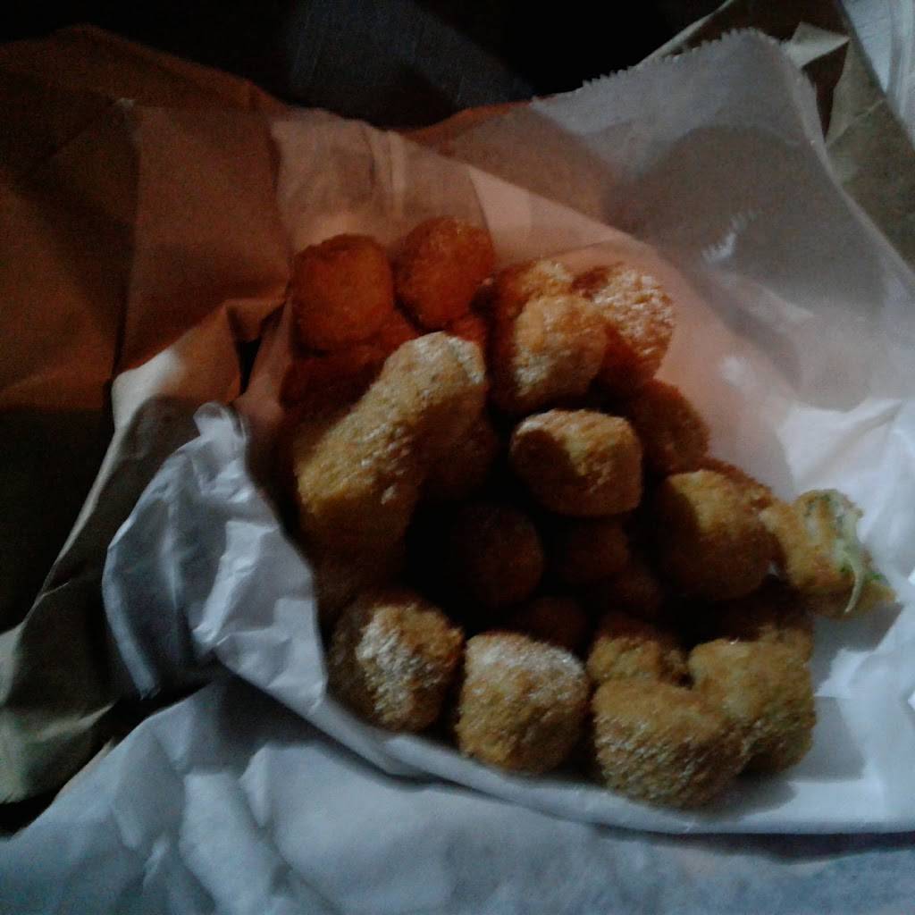 55 ST Harolds & fresh lemonade | restaurant | 740 W Garfield Blvd, Chicago, IL 60609, USA | 8728187555 OR +1 872-818-7555