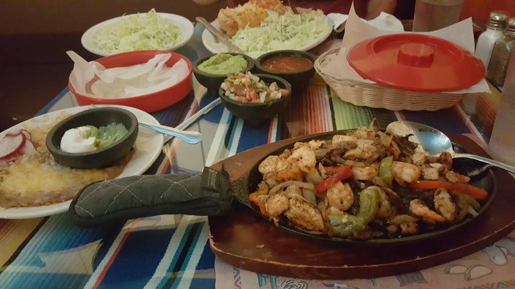 El Rey Restaurant | restaurant | 16220 CA-76, Pauma Valley, CA 92061, USA | 7607423343 OR +1 760-742-3343